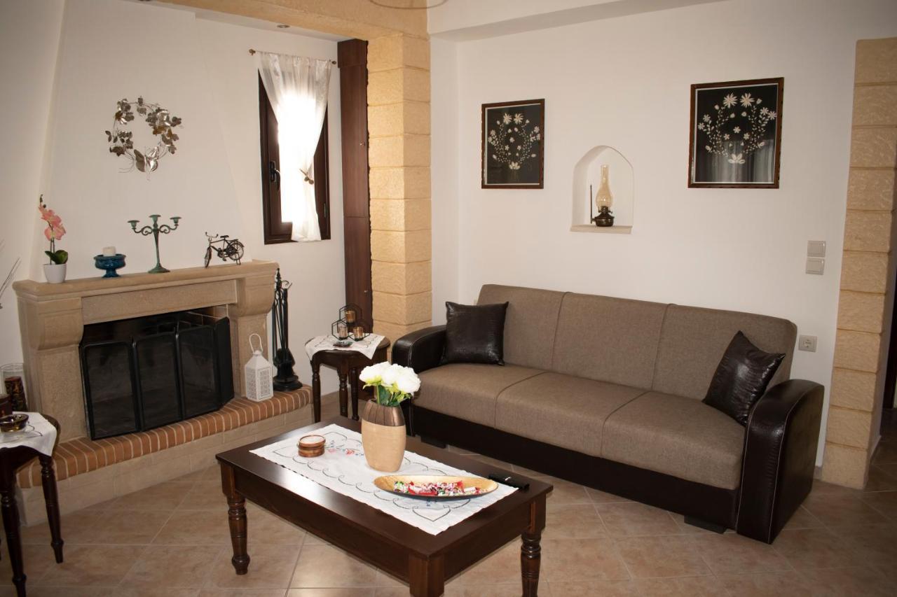 Vila House Of Harmony Kamisianá Exteriér fotografie